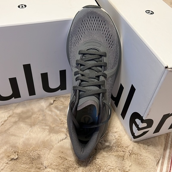 Lululemon Chargefeel Workout Low - Picture 6 of 8